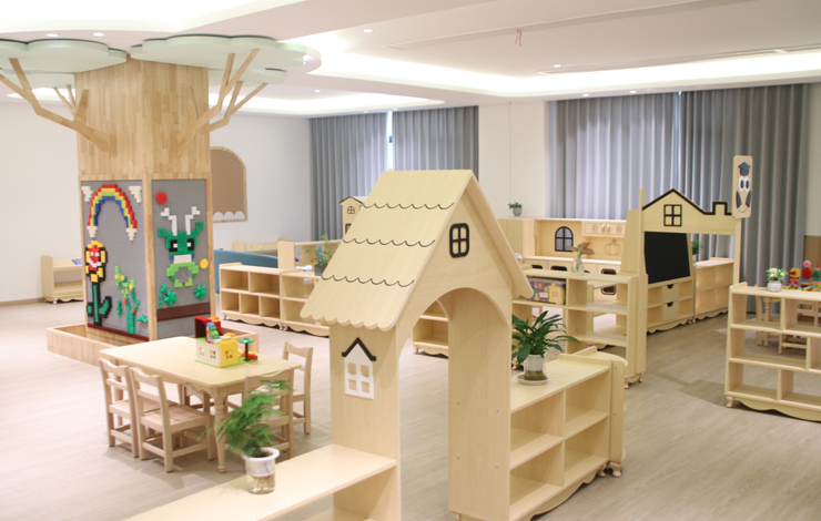 commercial outdoor play equipment
