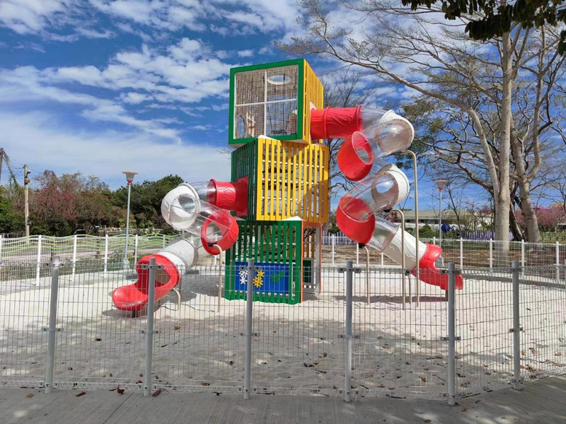 Cubic Outdoor Playground