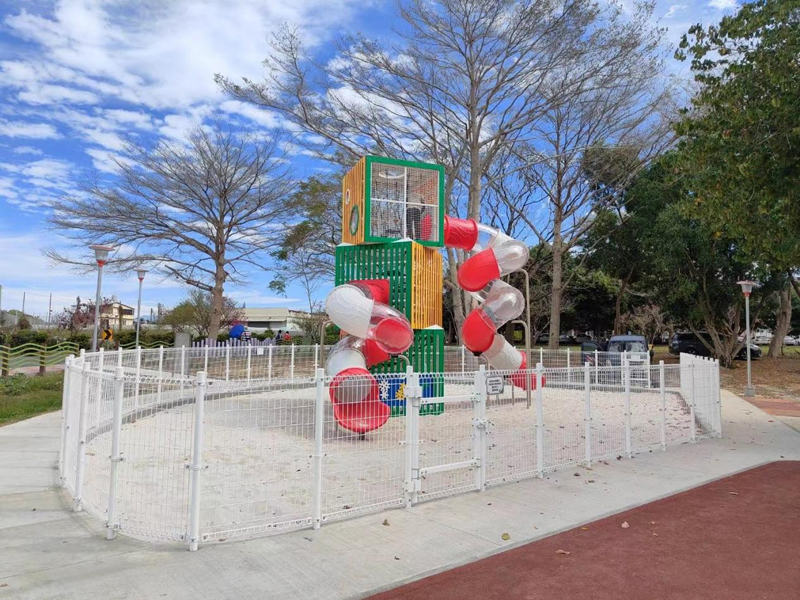 Cubic Outdoor Playground