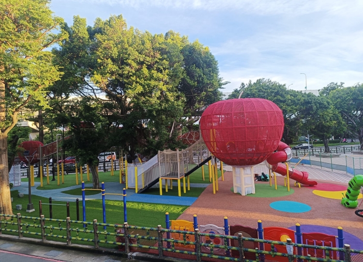 Red Apple Theme Playground