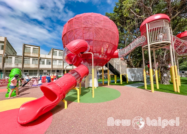 Red Apple Theme Playground