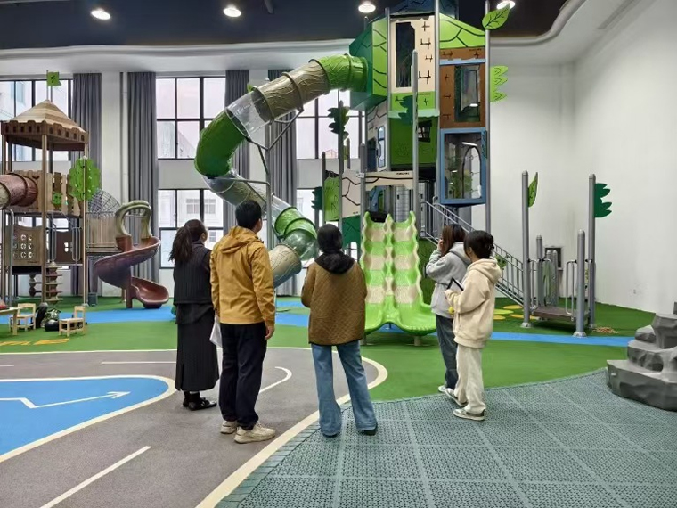 Getting to Know the TUV Test in Yonglang's Exhibition Hall