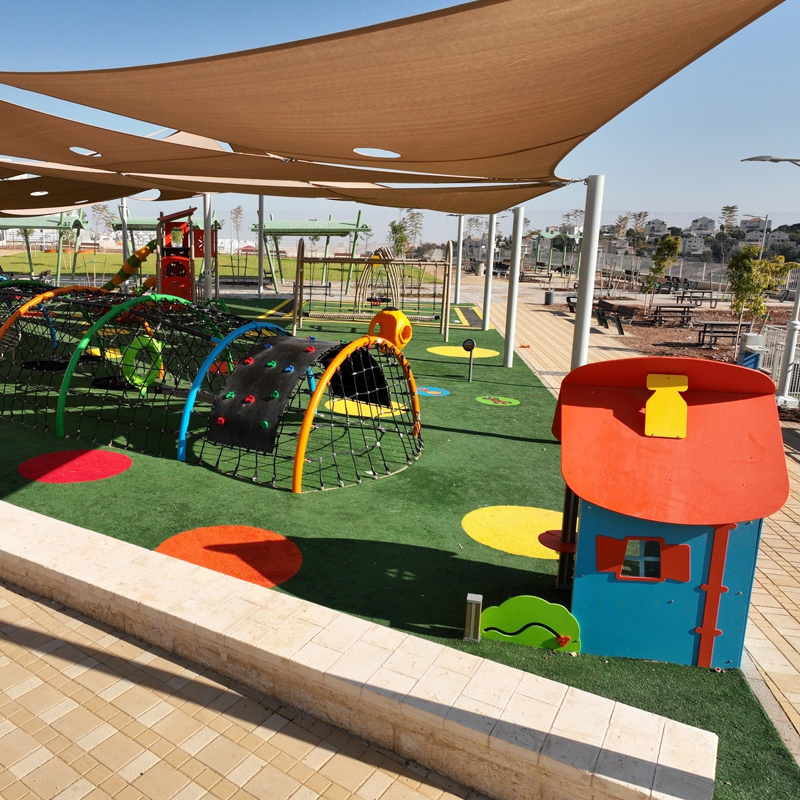 Comprehensive-Designed Outdoor Playground