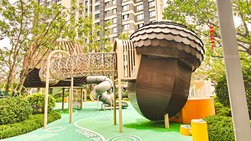 Energetic Outdoor Space Experience