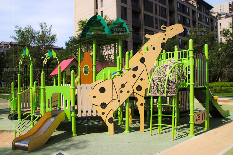 The Friendly Giraffe: Yonglang's Natural Play Spot