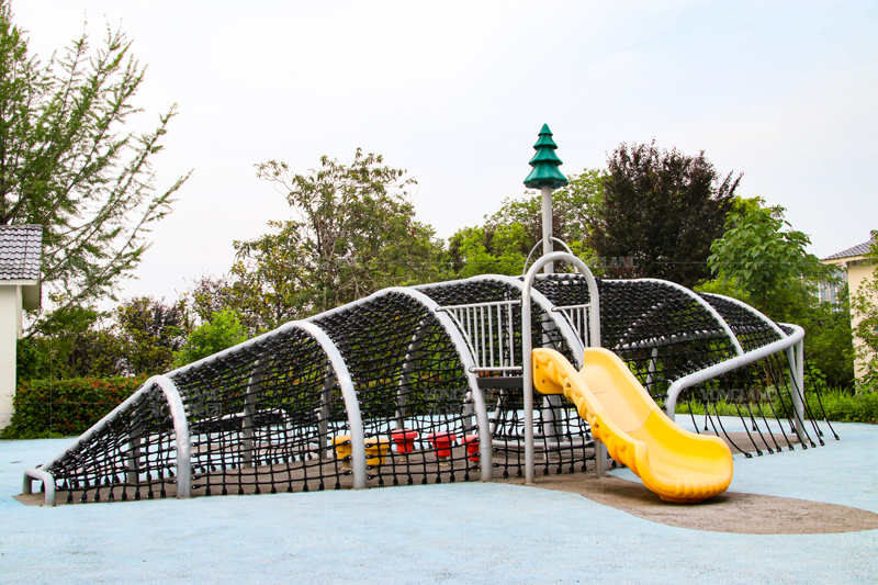 Yonglang Pirates' Cove: Adventure Awaits at Yifeng Mountain Park