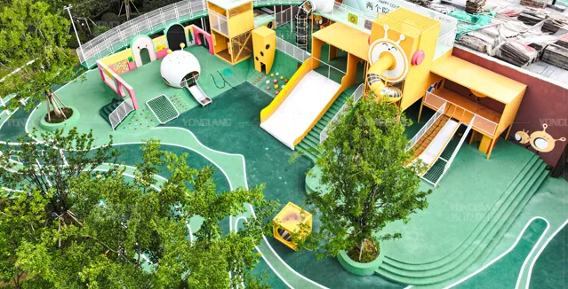 Yonglang's Craftsmanship: A Multi-Layered Play Haven