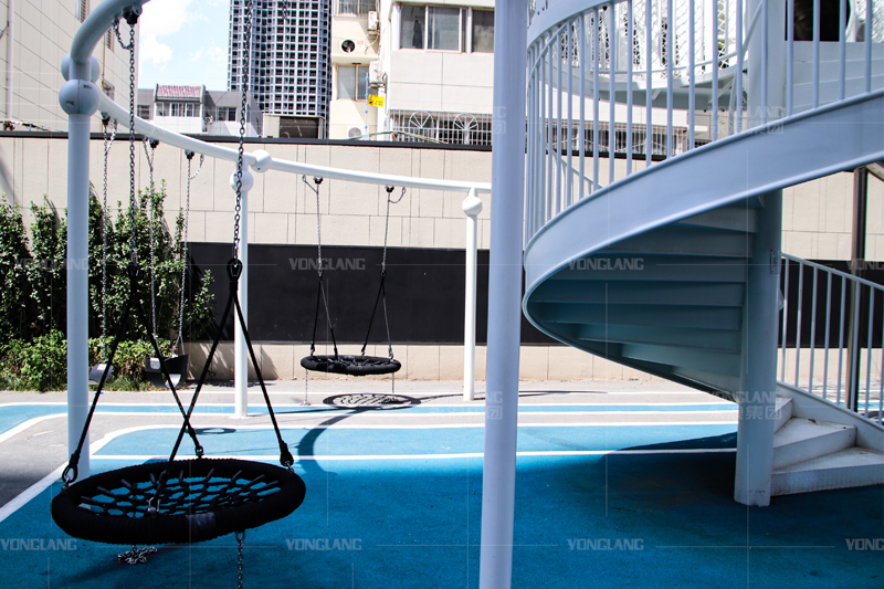 Yonglang's Outdoor Playground: Stylish Adventure Hub