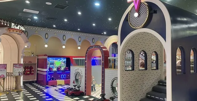 Indoor trampoline park